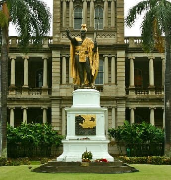 King Kamehameha Statue Honolulu Hawaii